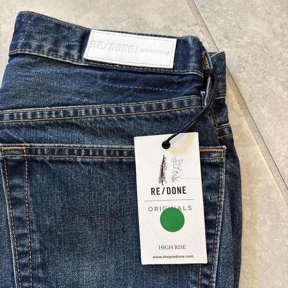 RE/DONE Originals High Rise Dark Wash Raw Hem 28” Inseam Womens Sz 26 NWT - Picture 2 of 12